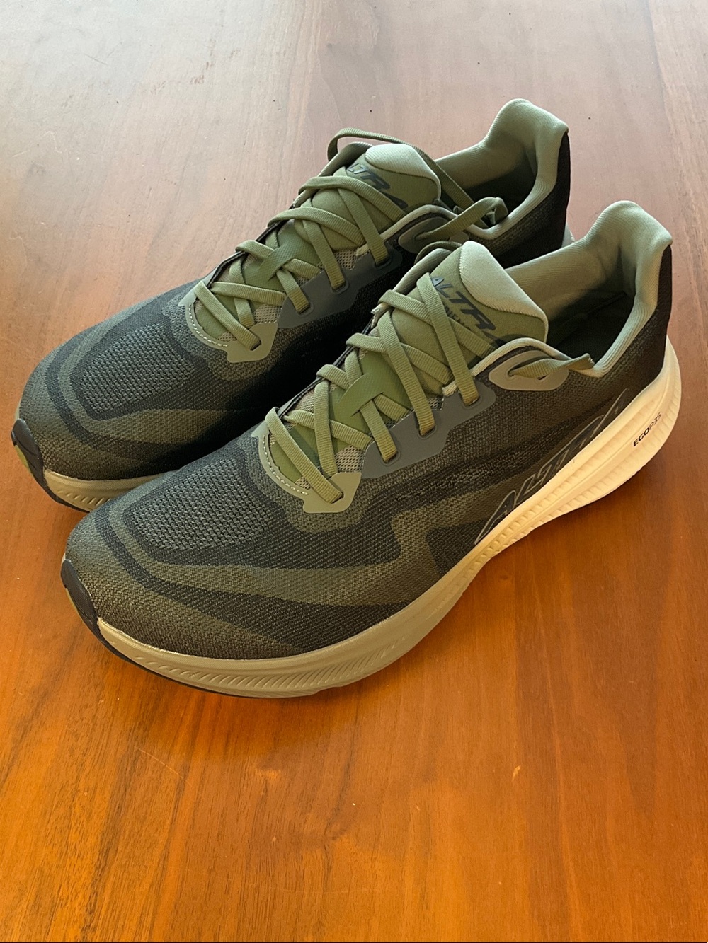 Altra Men's Olive Green and Black Running Shoes
